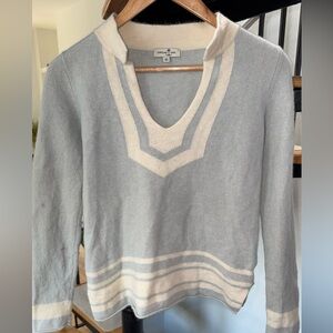 Cortland Park Women’s Blue and Cream 100% Cashmere Sweater size XS